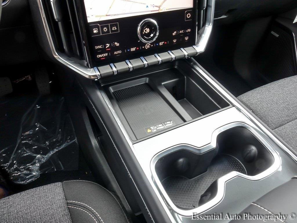 2026 GMC ACADIA - Image 24