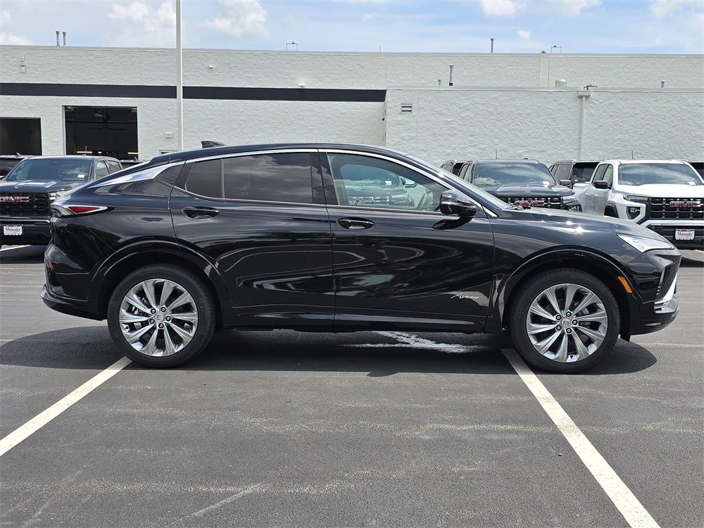 2025 Buick Envista Avenir photo 9
