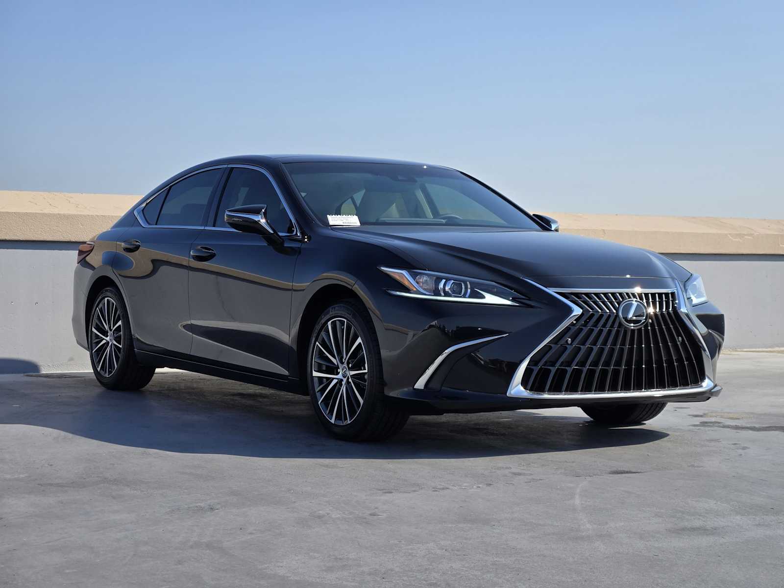 2025 Lexus ES 350 photo 3