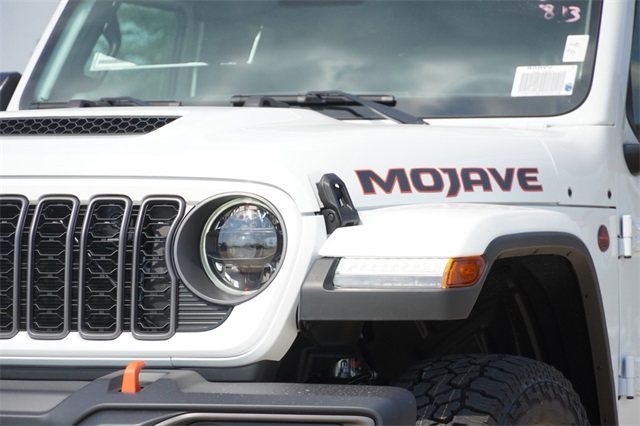 2025 Jeep Gladiator Mojave photo 4