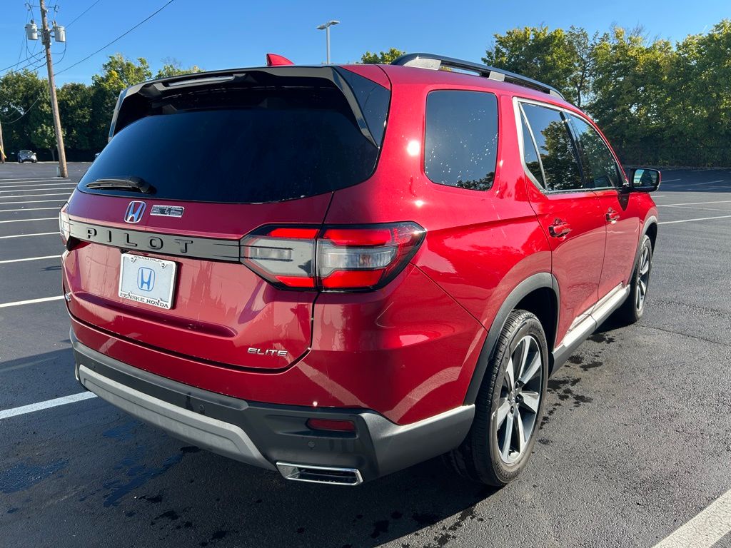 2024 Honda Pilot Elite photo 4