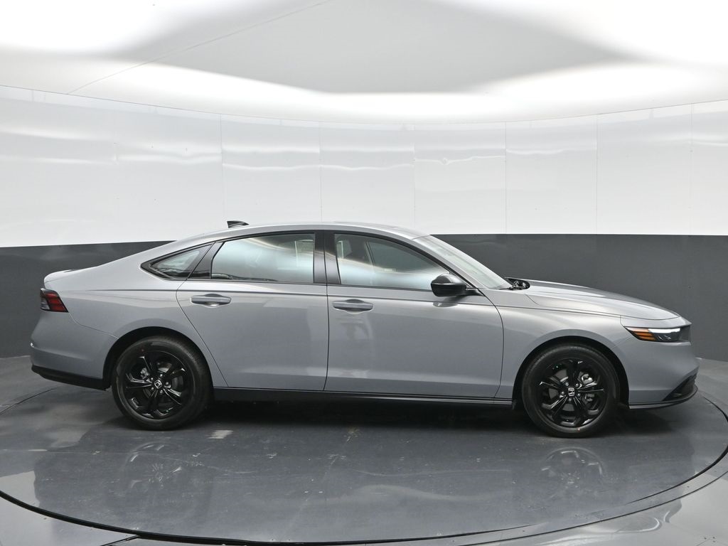 2025 Honda Accord 1.5T SE photo 4