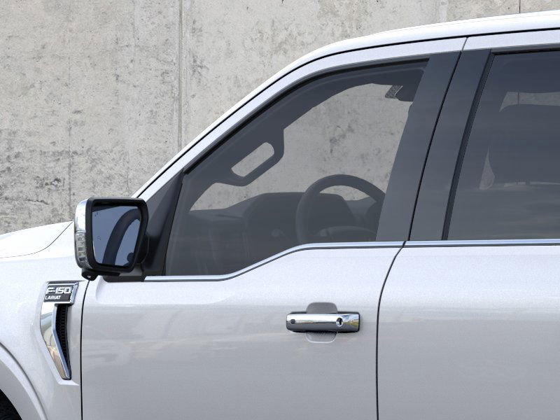 2025 Ford F-150 Lariat photo 12