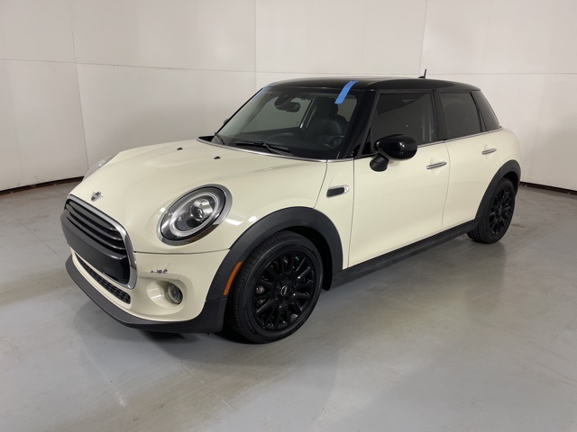 2020 Mini Cooper 4 Door Hardtop photo 2
