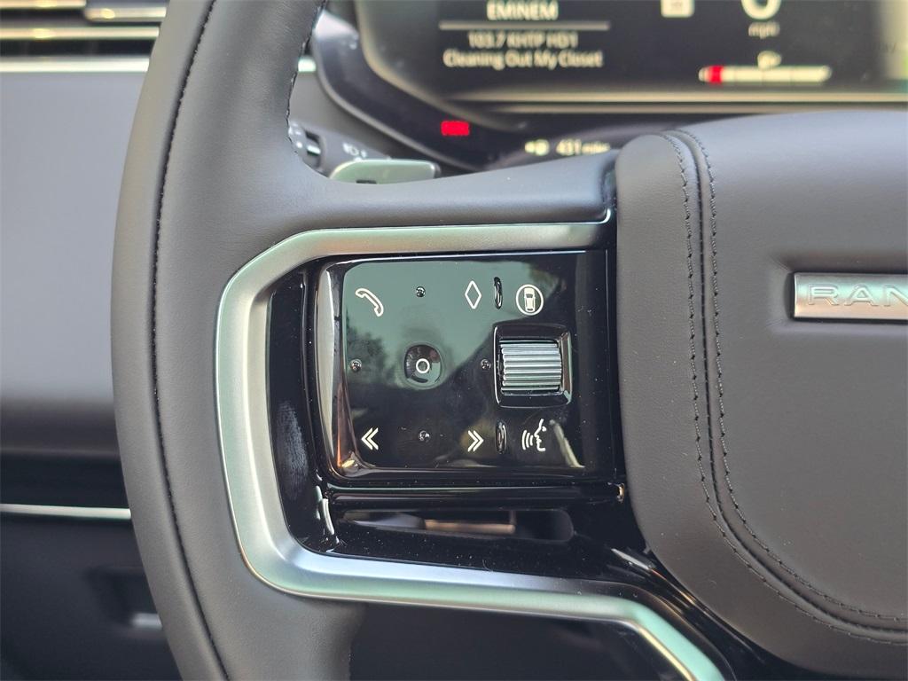 2025 Land Rover Range Rover Sport SE photo 15