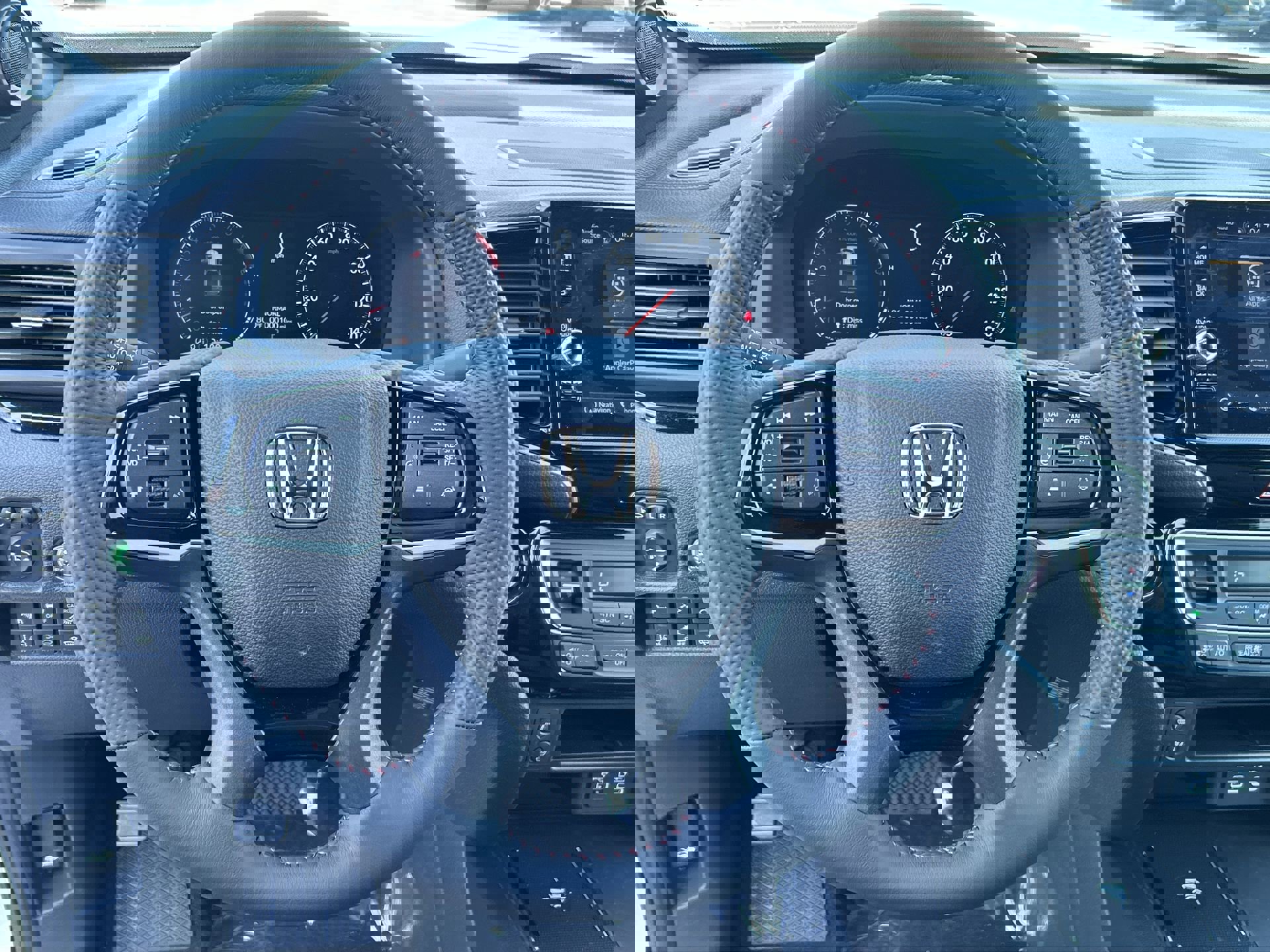 2025 Honda Ridgeline Black Edition photo 11