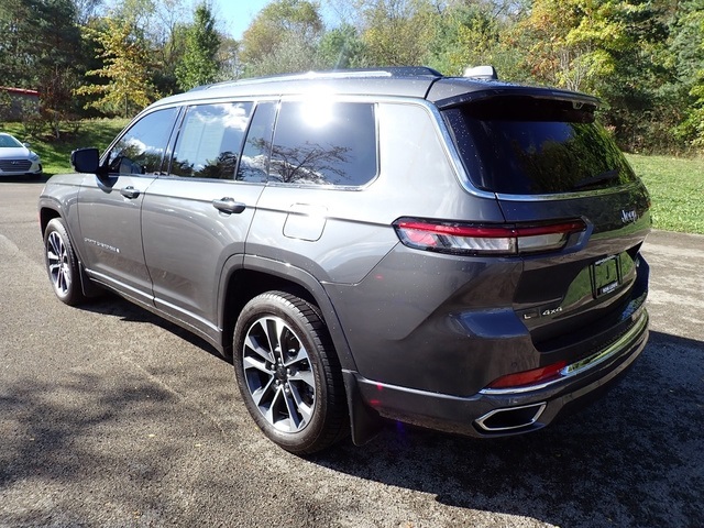 2021 Jeep Grand Cherokee Overland photo 3