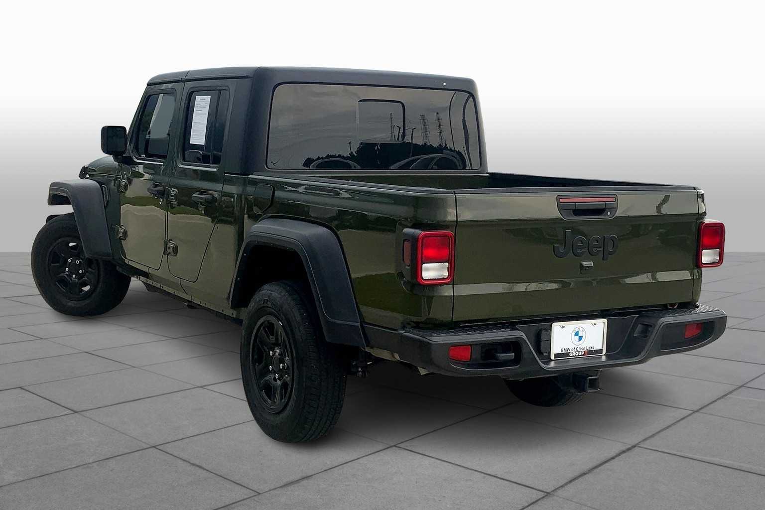 2023 Jeep Gladiator Sport photo 11