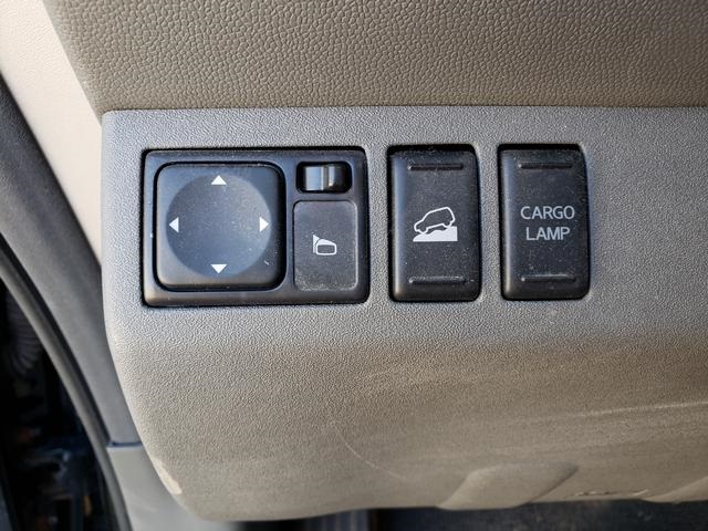 2014 Nissan Frontier SV Crew Cab photo 19