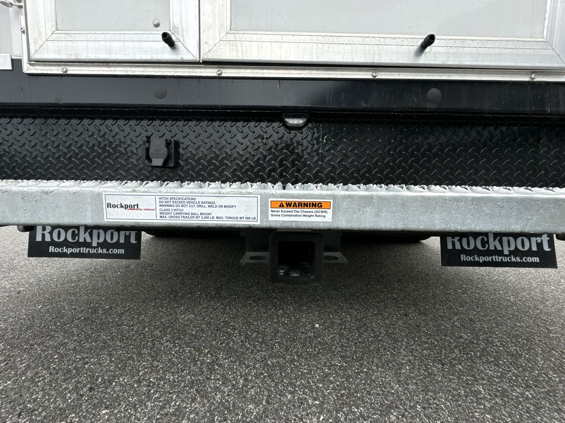 2026 Ford E-350 Base photo 4