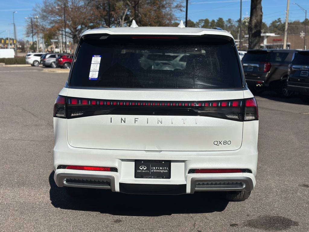 2025 Infiniti QX80 Luxe photo 11