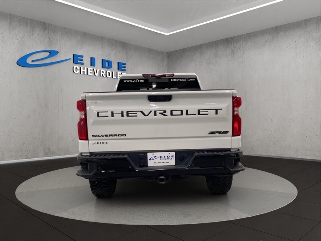 2024 Chevrolet Silverado 1500 ZR2 photo 3