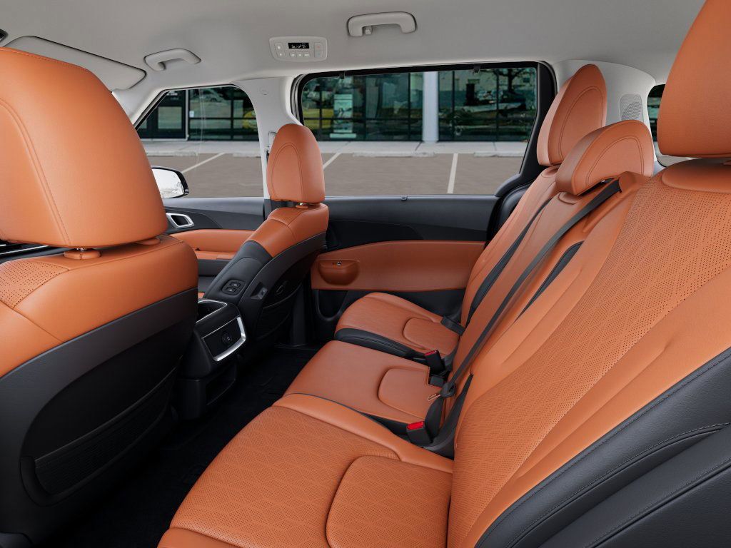 2026 Kia Carnival EX photo 15
