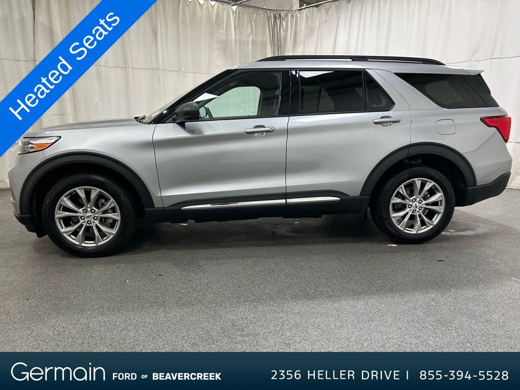 2023 Ford Explorer XLT photo 3