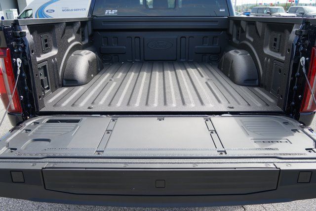 2025 FORD F-150 - Image 37