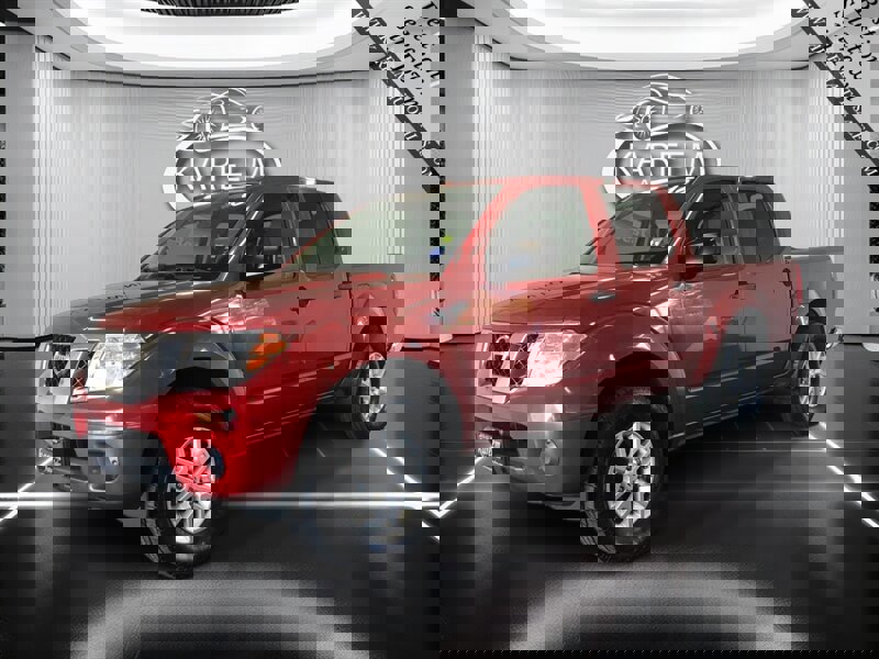 2015 Nissan Frontier SV's photo