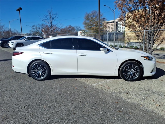 2023 Lexus ES 350 photo 2