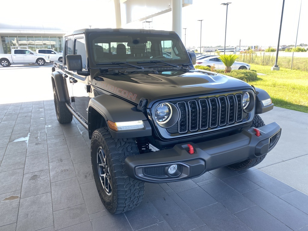 2024 Jeep Gladiator Rubicon photo 3