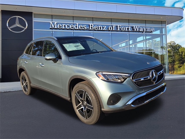 2026 Mercedes-Benz GLC Base's photo