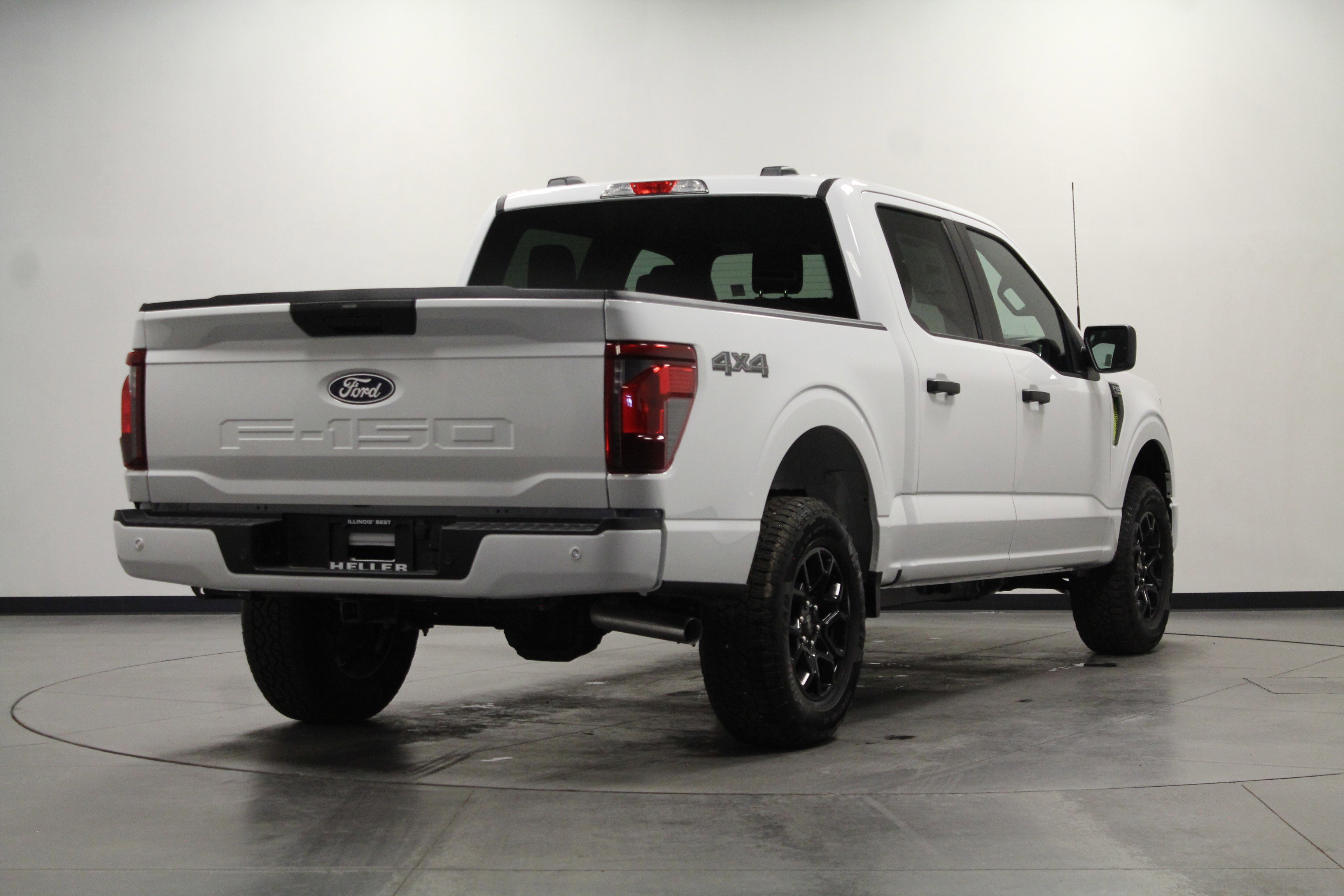 2025 Ford F-150 STX photo 3