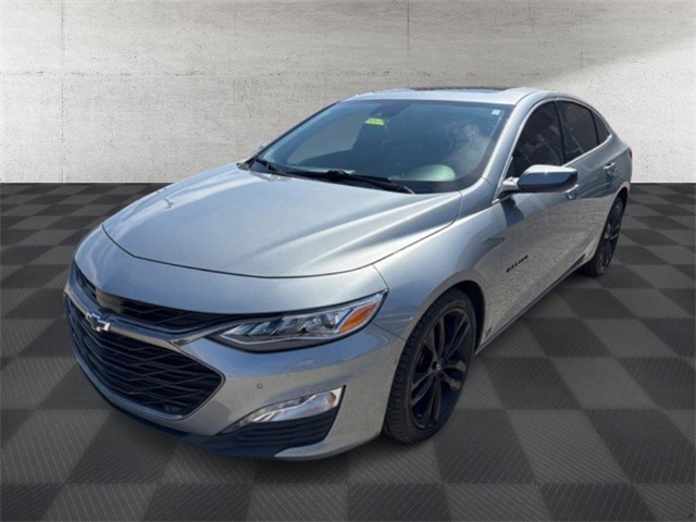 2024 Chevrolet Malibu Premier 2LT photo 3