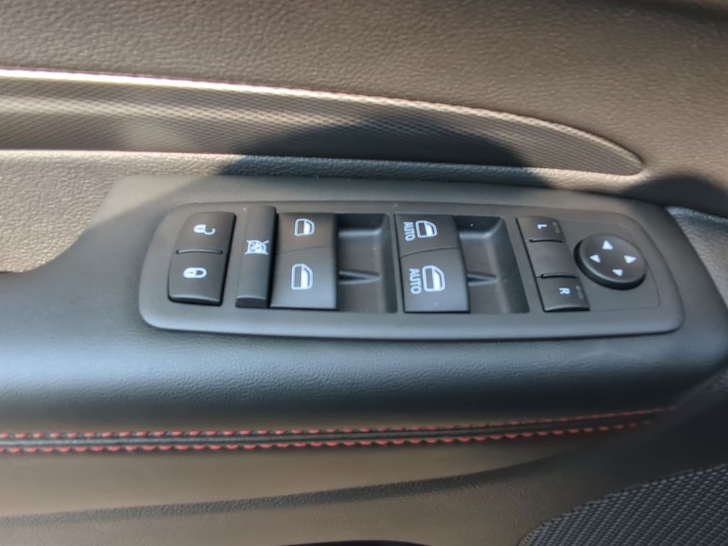 2025 Dodge Durango GT photo 4