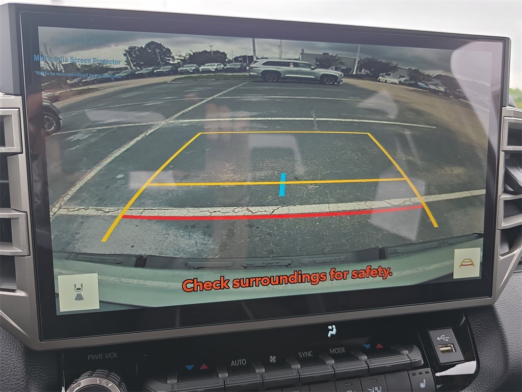 2026 Toyota Tundra SR5 CrewMax photo 20