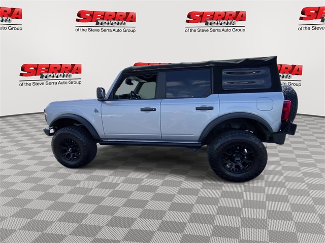 2022 Ford Bronco Black Diamond photo 6