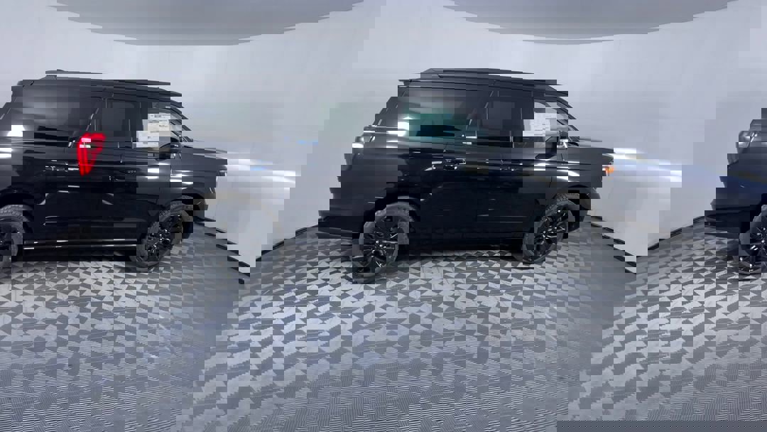 2025 Ford Expedition MAX Platinum photo 9