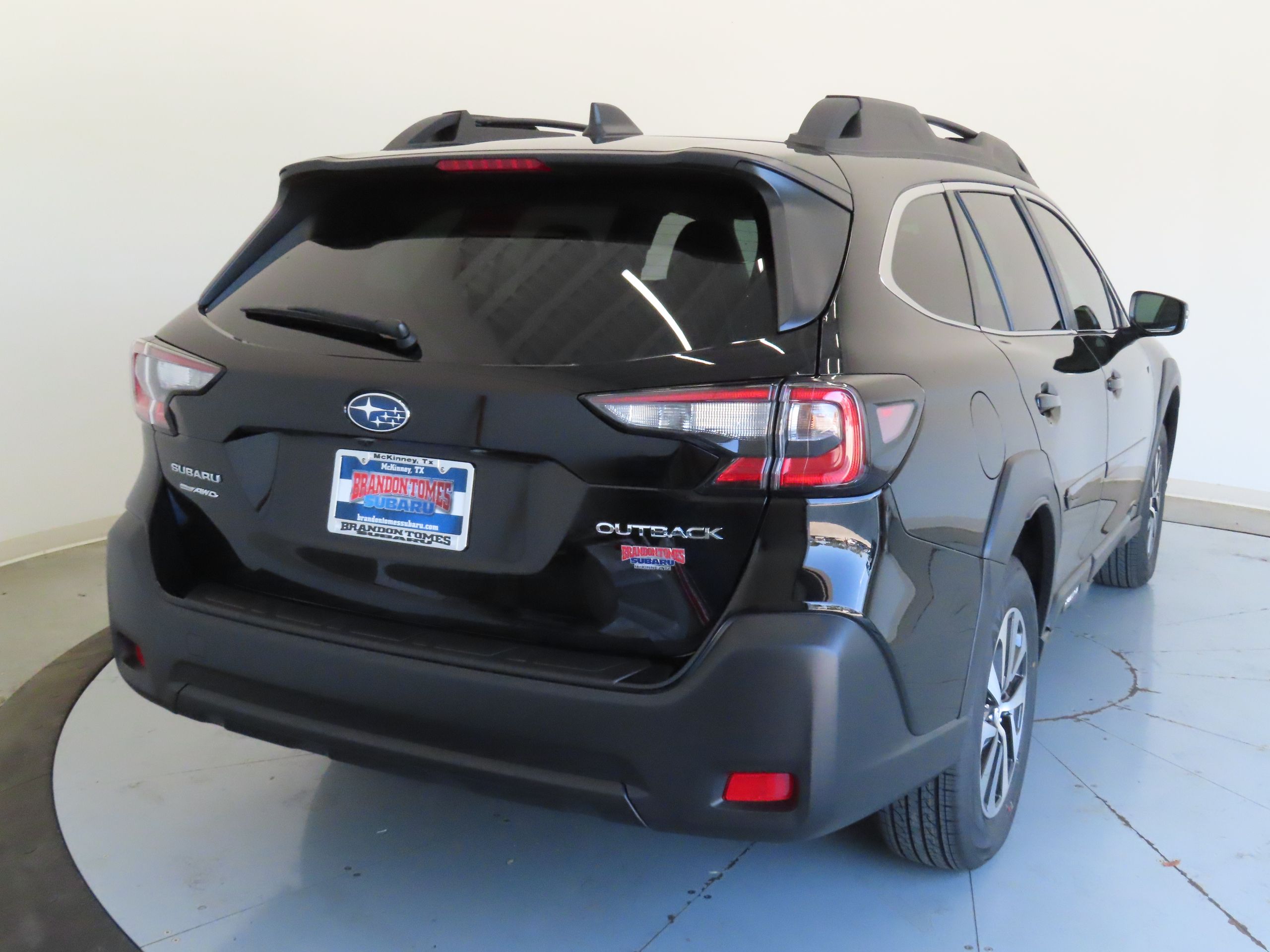 2025 Subaru Outback Premium photo 3