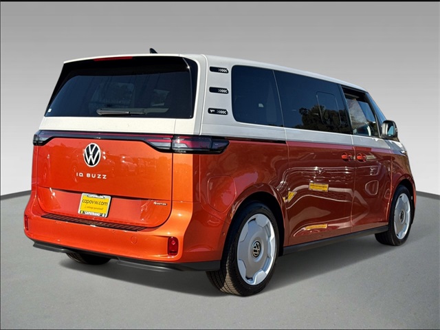 2025 Volkswagen ID. Buzz Pro Plus photo 3