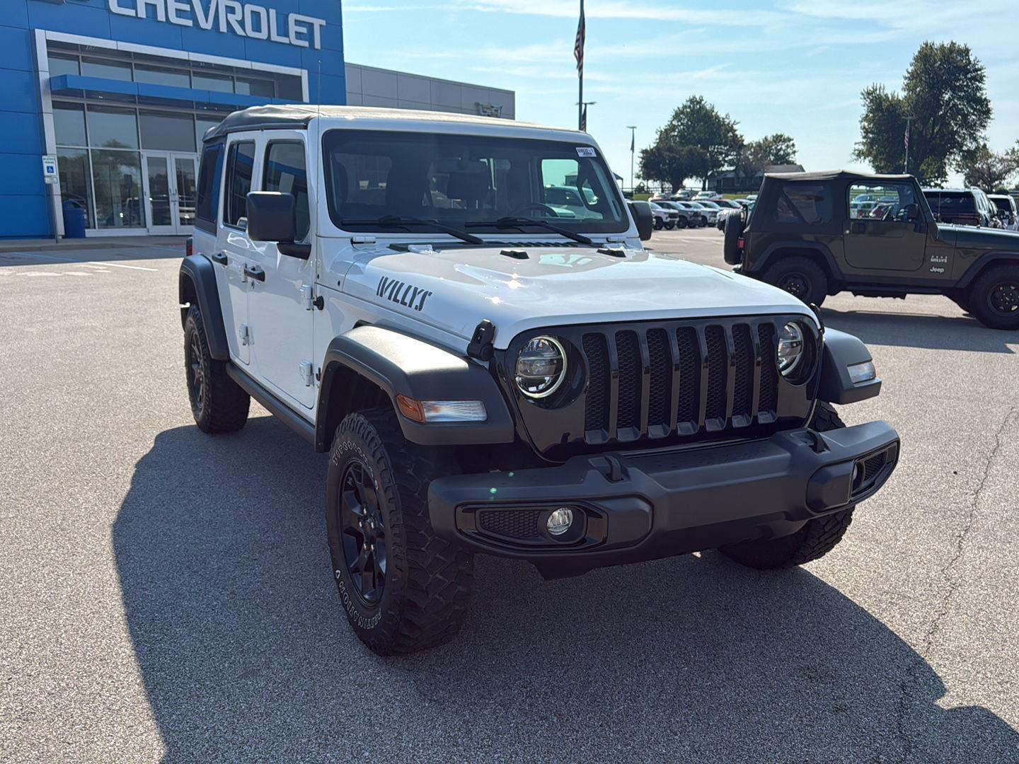 2022 Jeep Wrangler Unlimited Willys photo 2