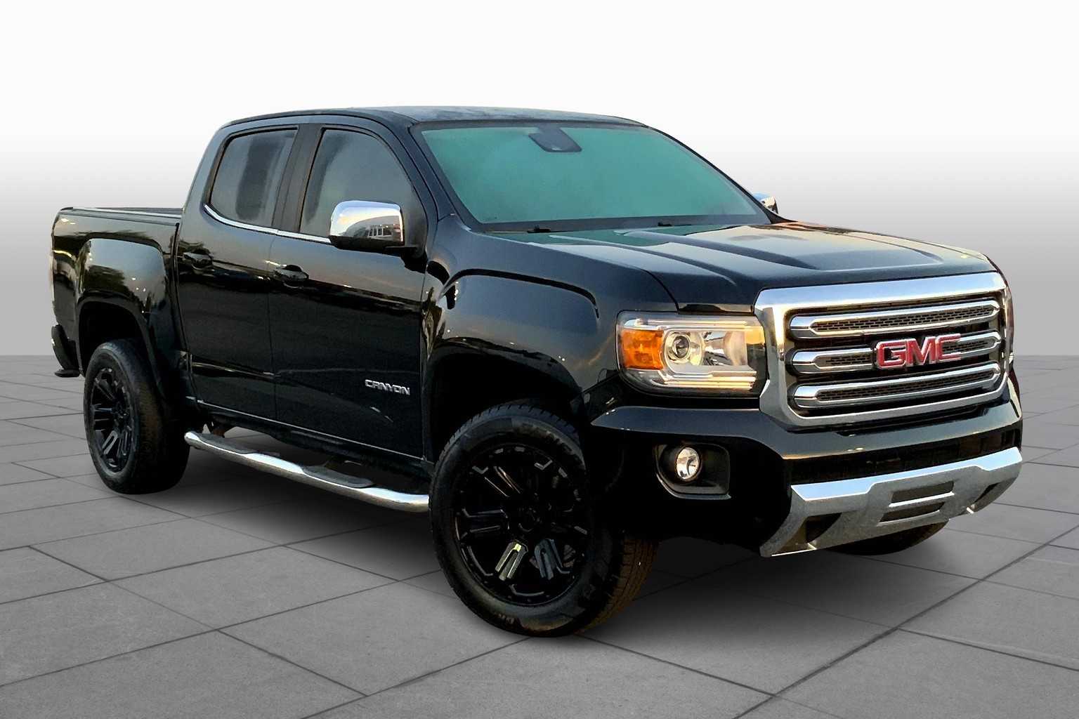 2017 Gmc Canyon SLT photo 2