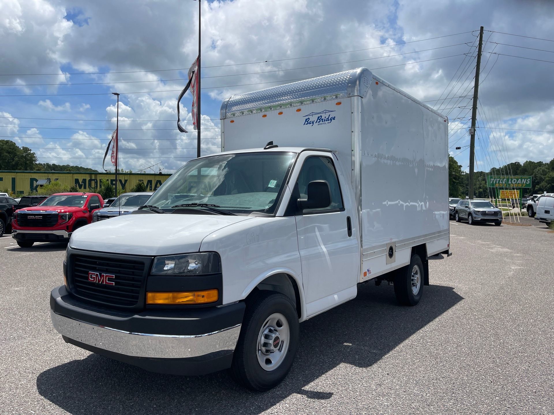 2025 GMC Savana Cutaway Work Van's photo
