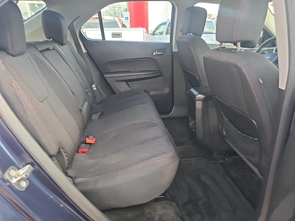 2015 Chevrolet Equinox LS photo 23