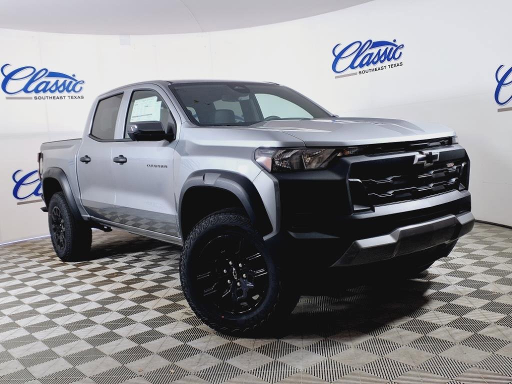 New 2025 Sterling Gray Metallic Chevrolet Trail Boss image 1