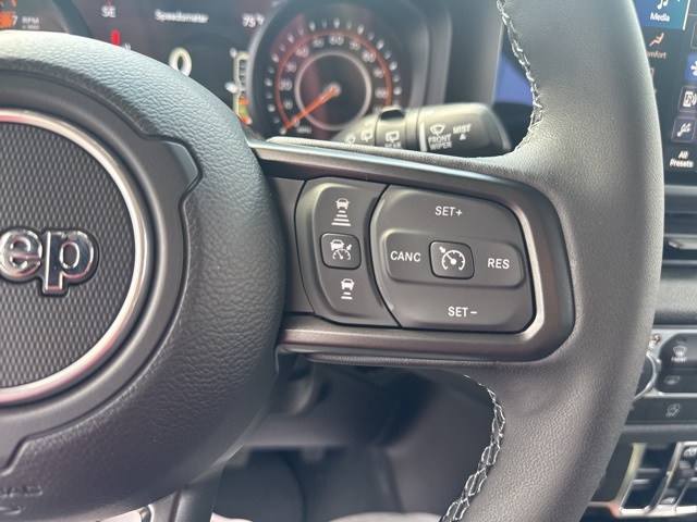 2025 Jeep Wrangler Sport S photo 17