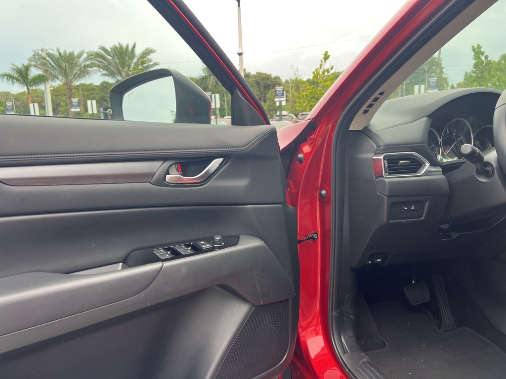2025 Mazda CX-5 2.5 Select photo 22