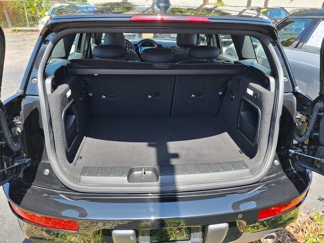 2022 Mini Clubman Base S ALL4 photo 16