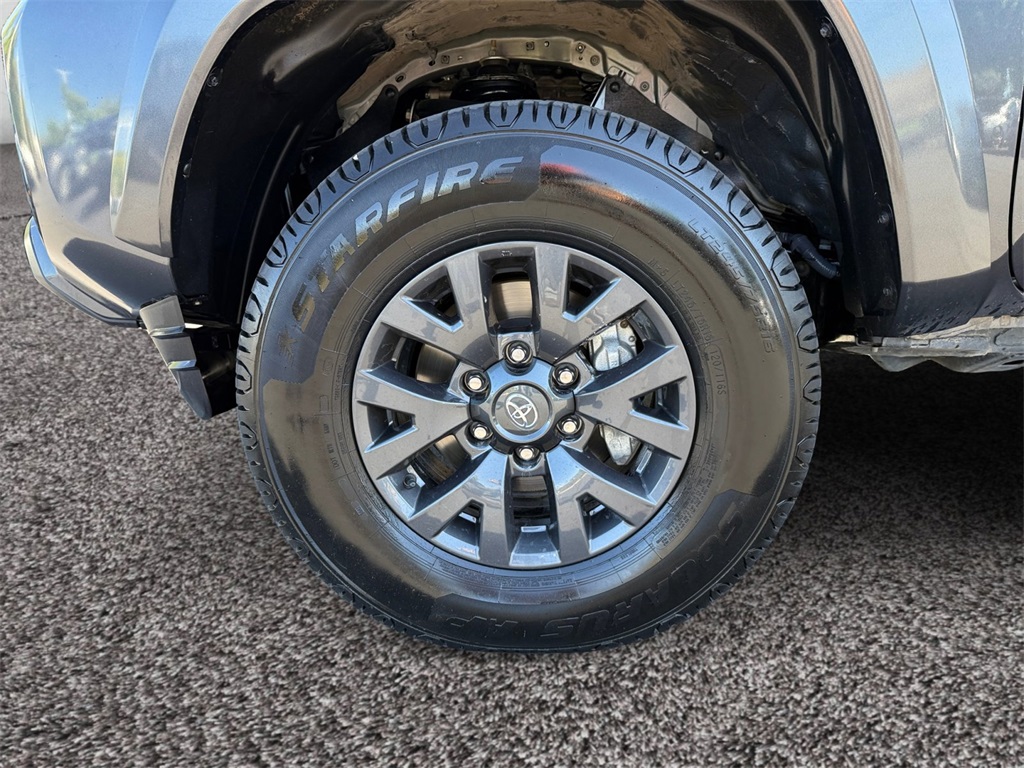 2023 Toyota Tacoma SR5 photo 11