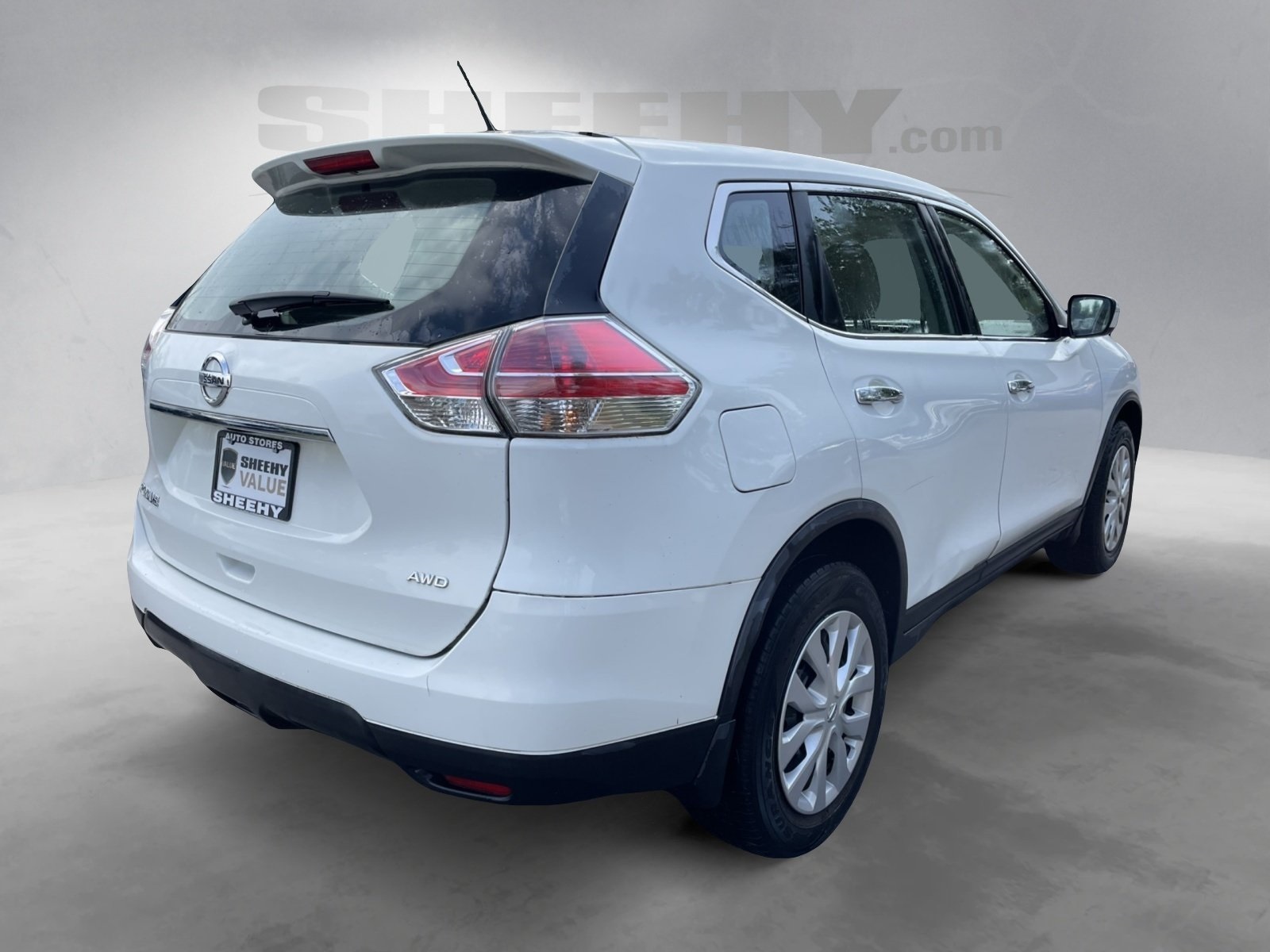 2015 Nissan Rogue S photo 11
