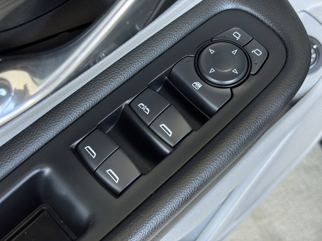 2024 Toyota RAV4 SLT photo 25