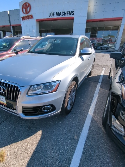 2016 Audi Q5 2.0T Premium Plus photo 4