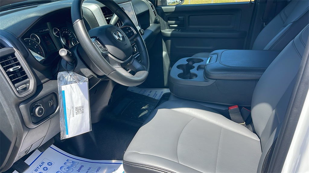 2025 Ram 3500 Tradesman photo 21