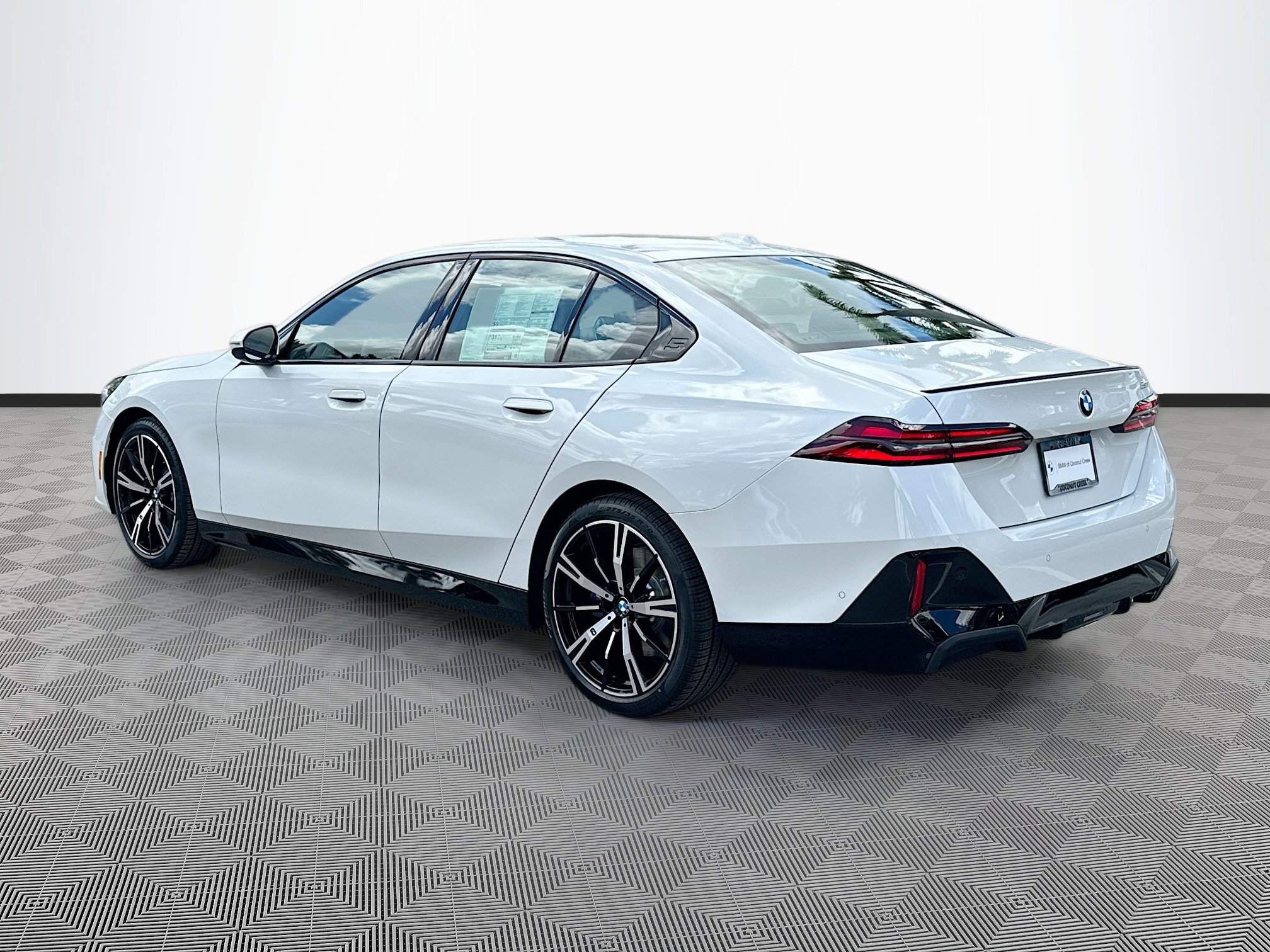 2026 Bmw 530i photo 5