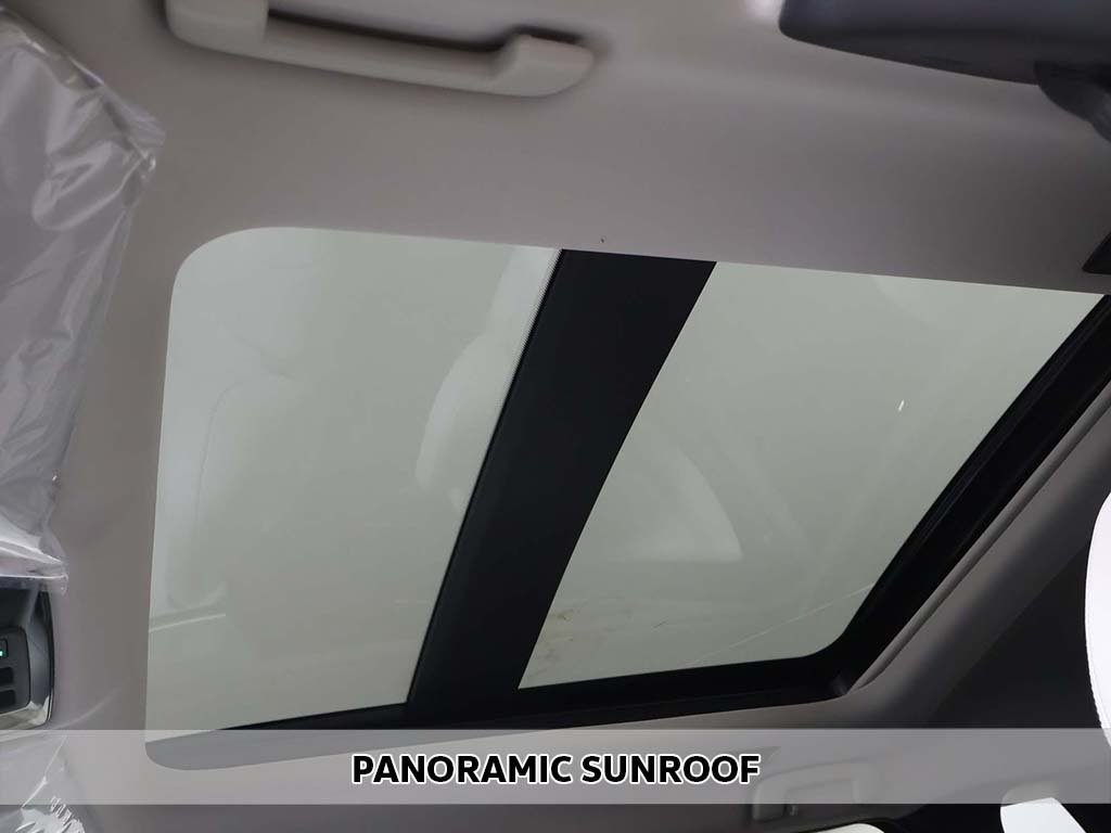 2025 Mitsubishi Outlander Platinum photo 4