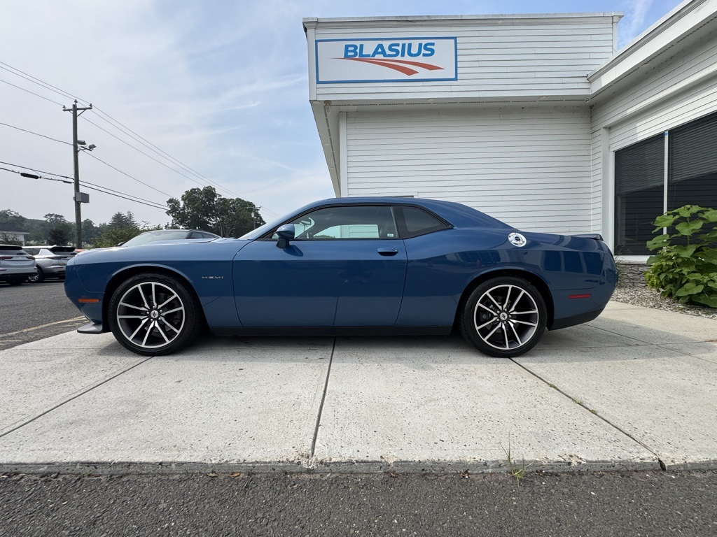 2020 Dodge Challenger R/T photo 3