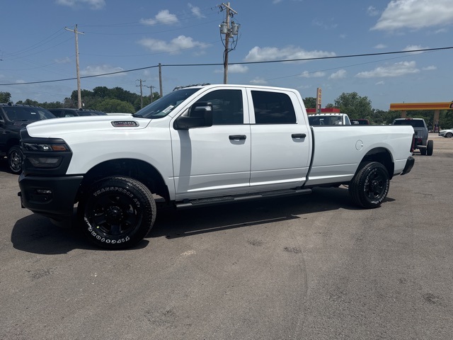 2025 Ram 2500 Tradesman photo 3