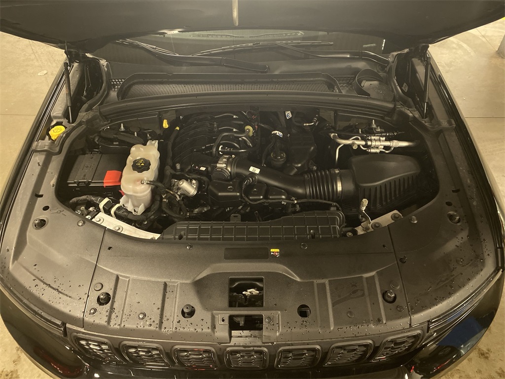 2023 Jeep Grand Cherokee Altitude photo 17