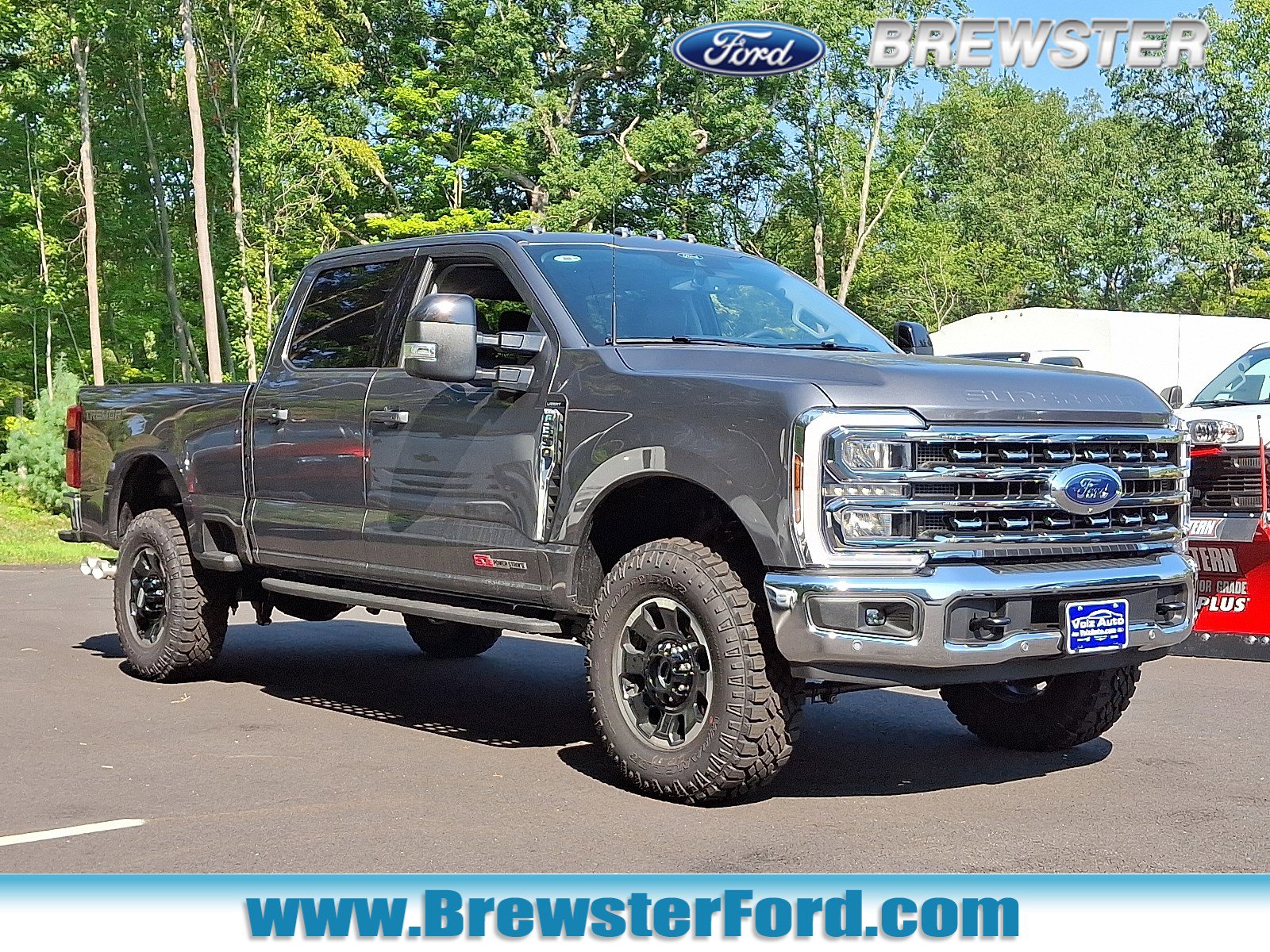 2025 Ford F-350 Super Duty Lariat's photo